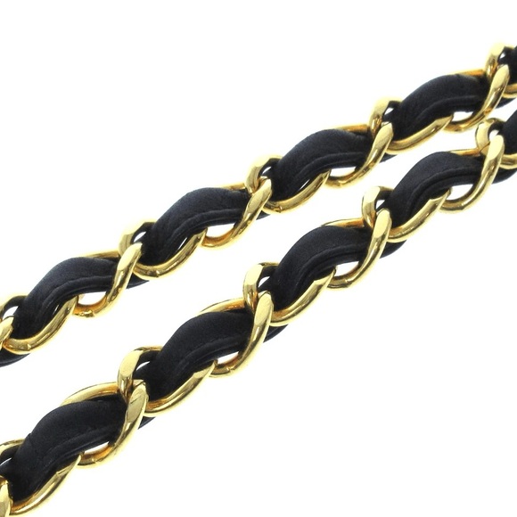 Authentic CHANEL JUMBO MAXI lambskin classic single flap crossbody - Picture 9 of 14